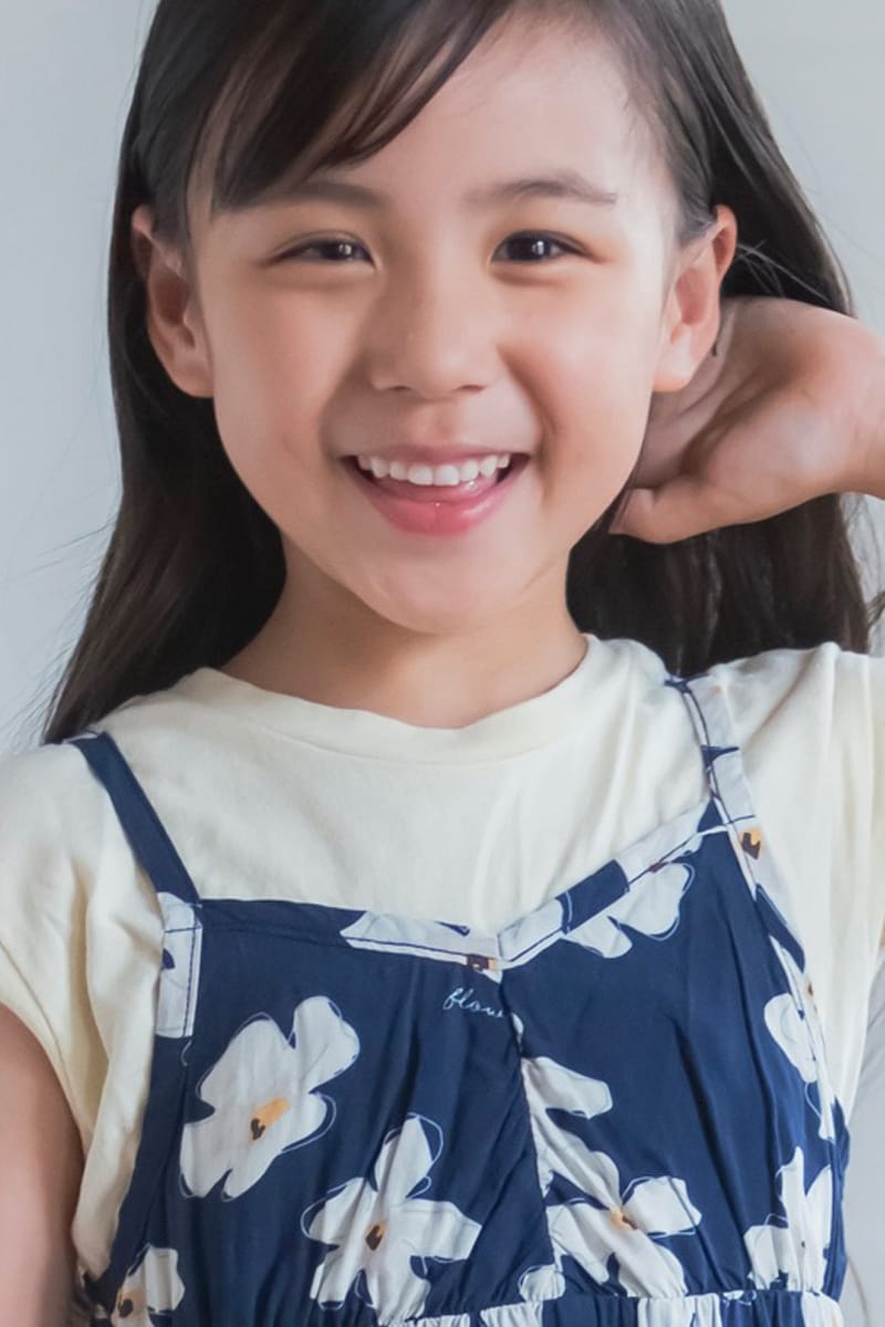 モデル 吉田ひおり