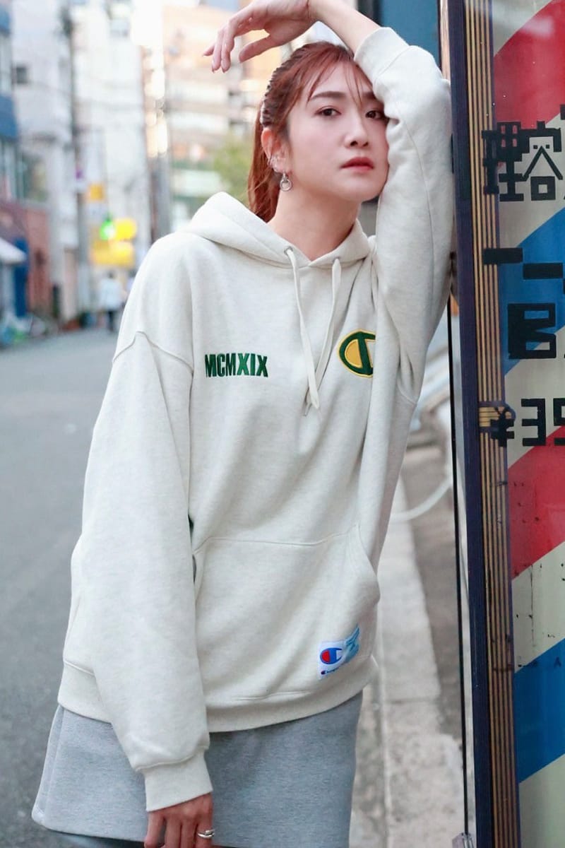 モデル 尾藤彩水 BITOU AYAMI