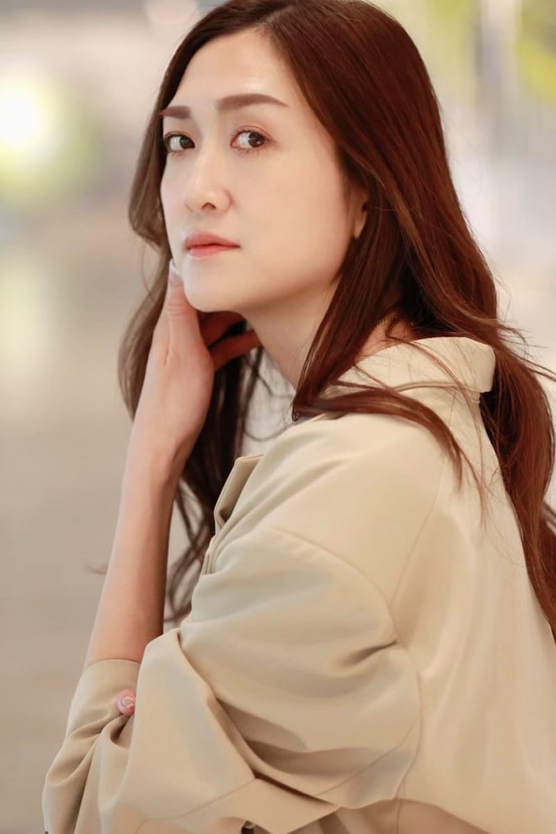 モデル 尾藤彩水 BITOU AYAMI