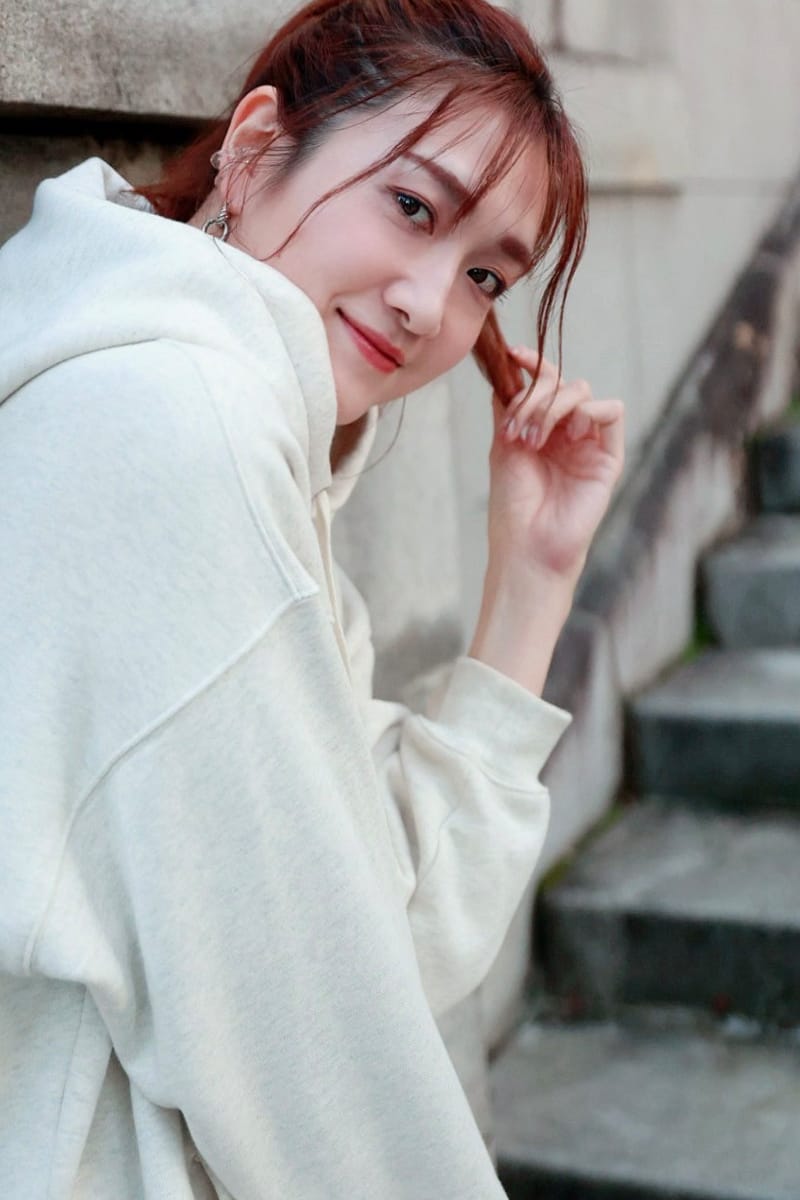 モデル 尾藤彩水 BITOU AYAMI