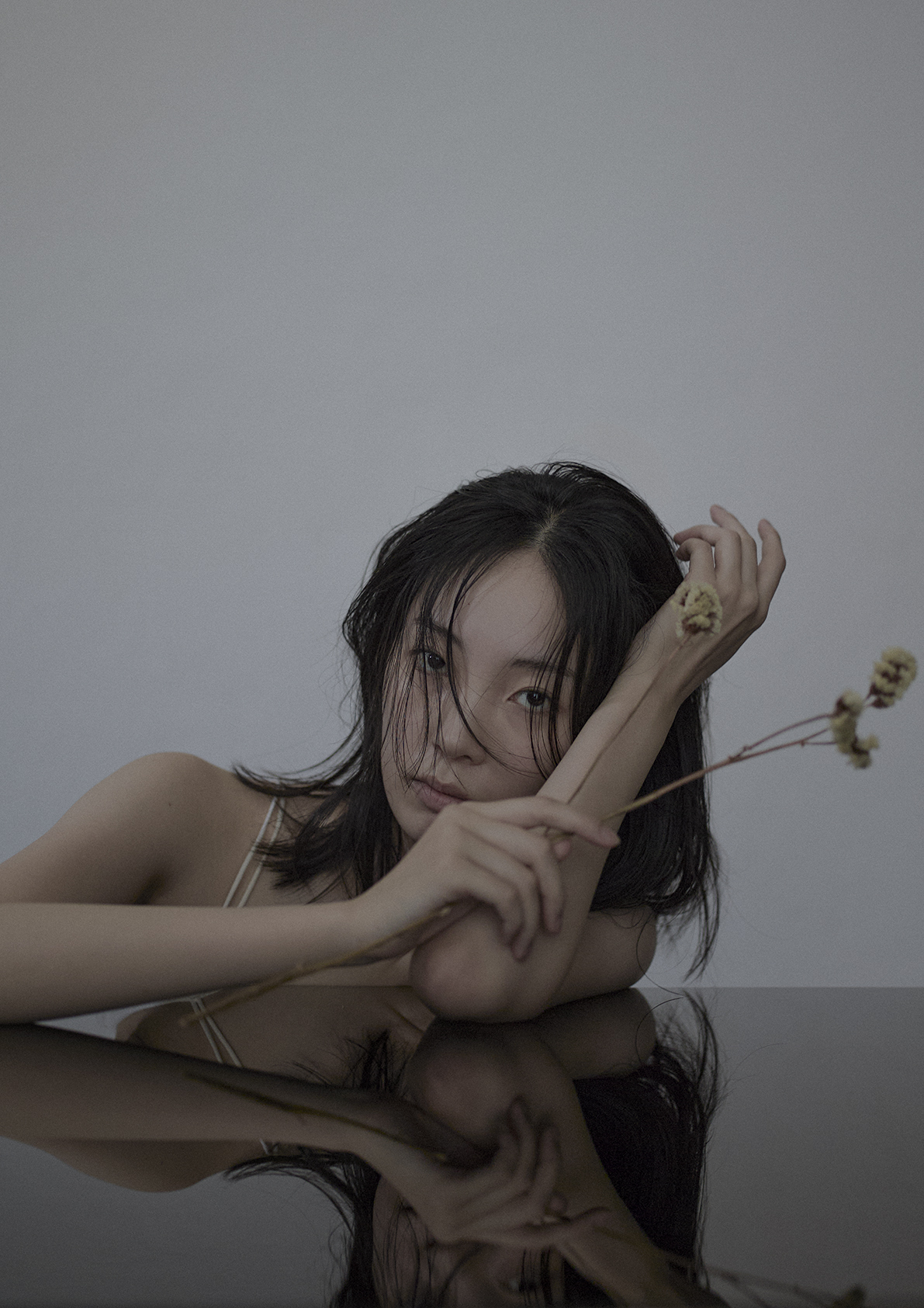 モデル 桃華 MOMOKA