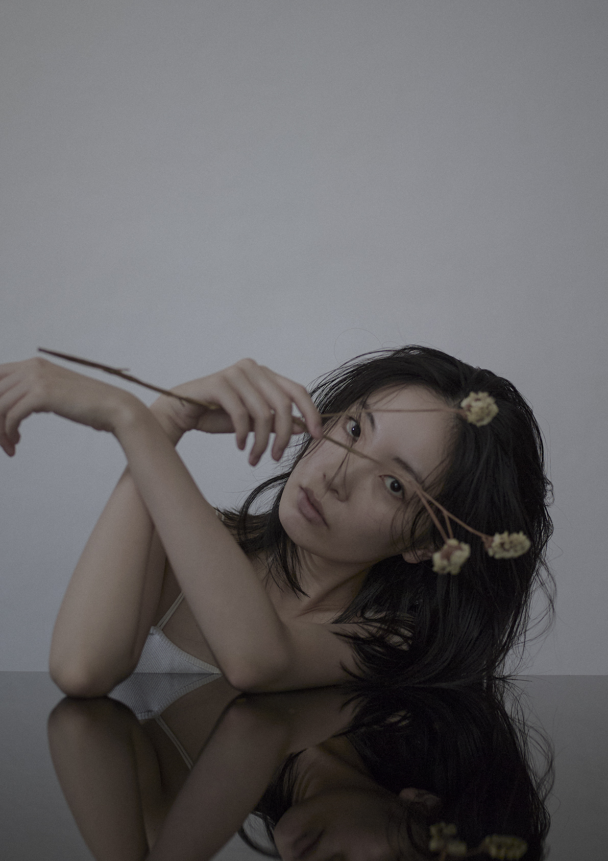 モデル 桃華 MOMOKA