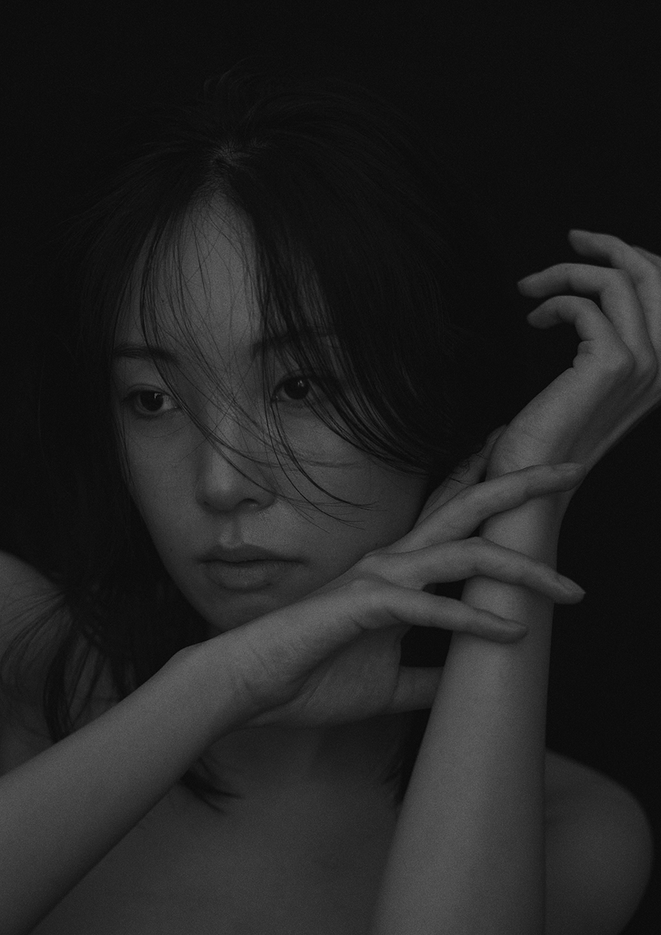 モデル 桃華 MOMOKA