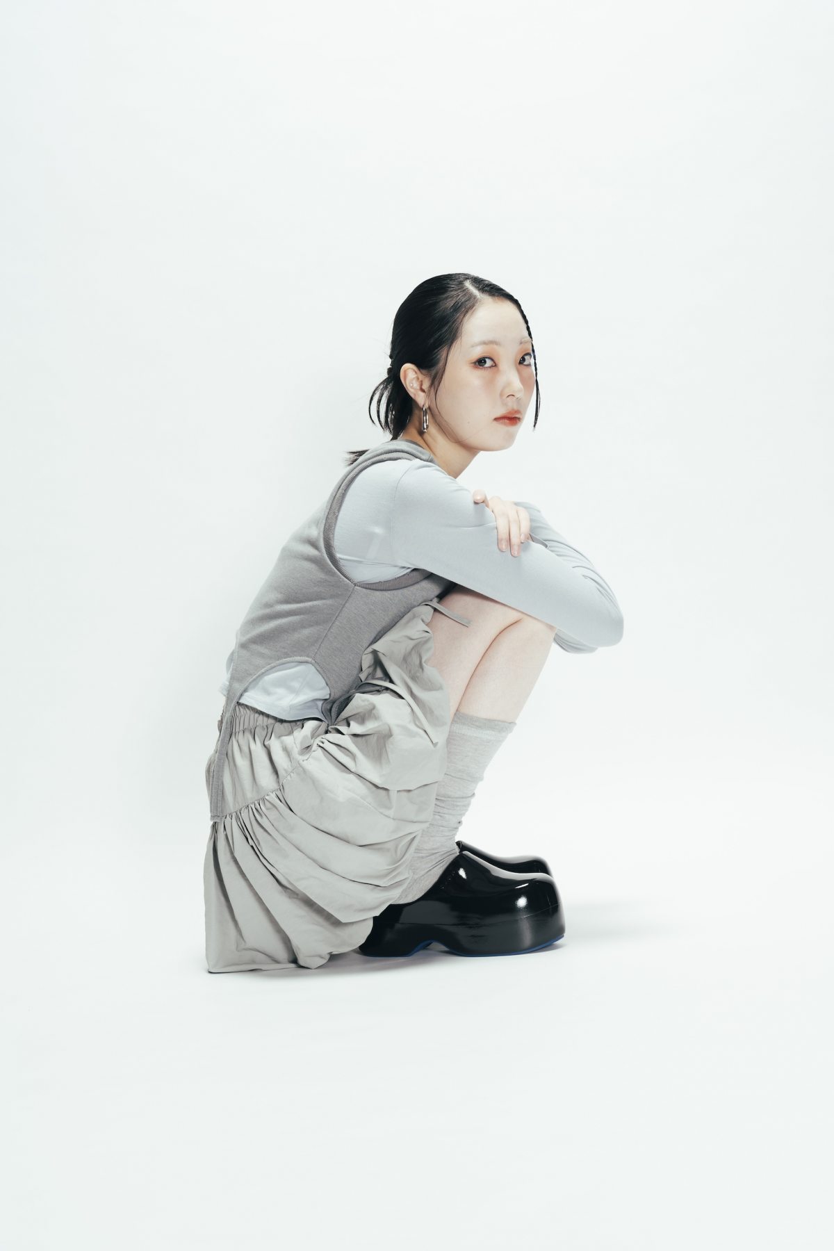 モデル 桃華 MOMOKA