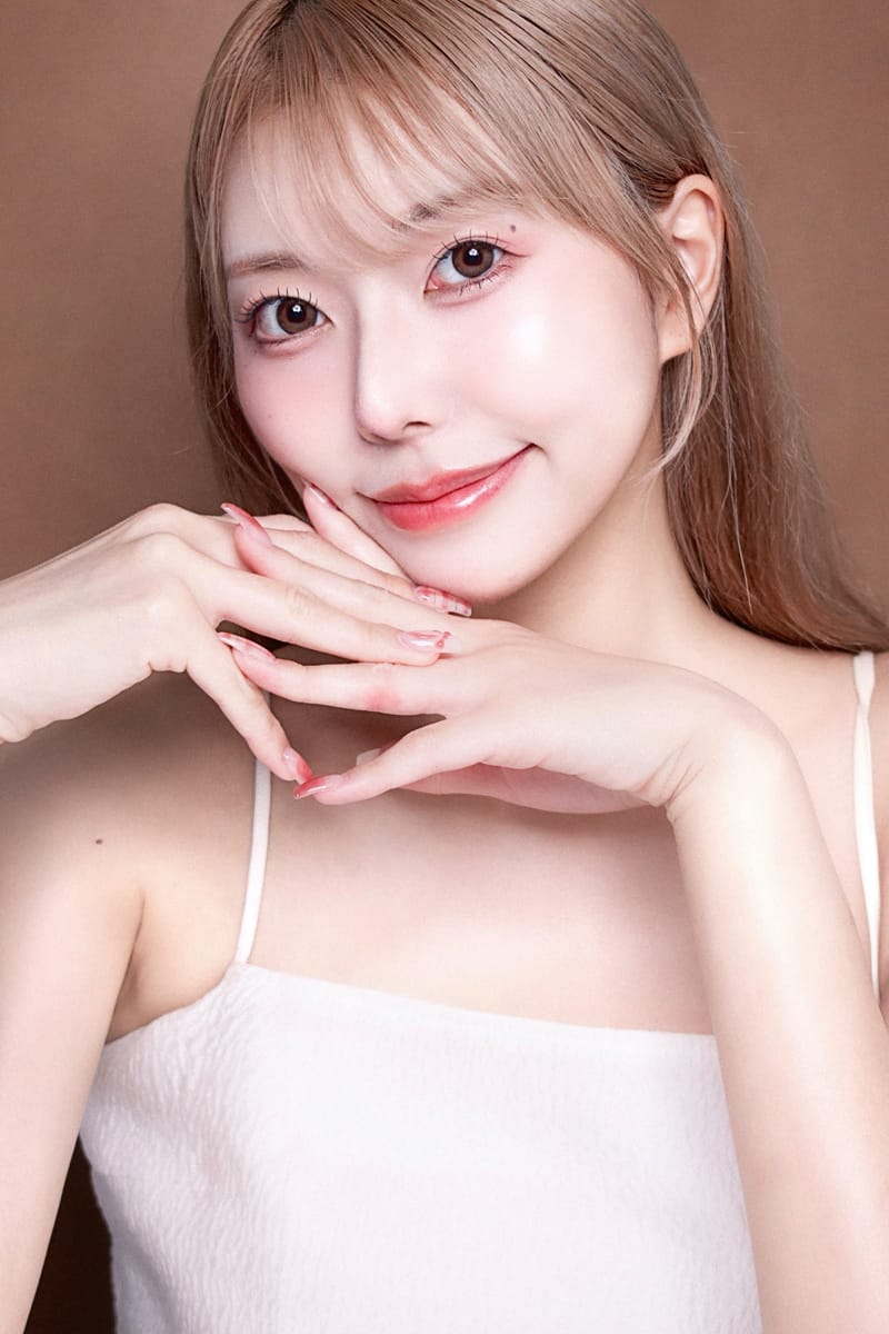 モデル 大﨑エリカ OSAKI ERIKA