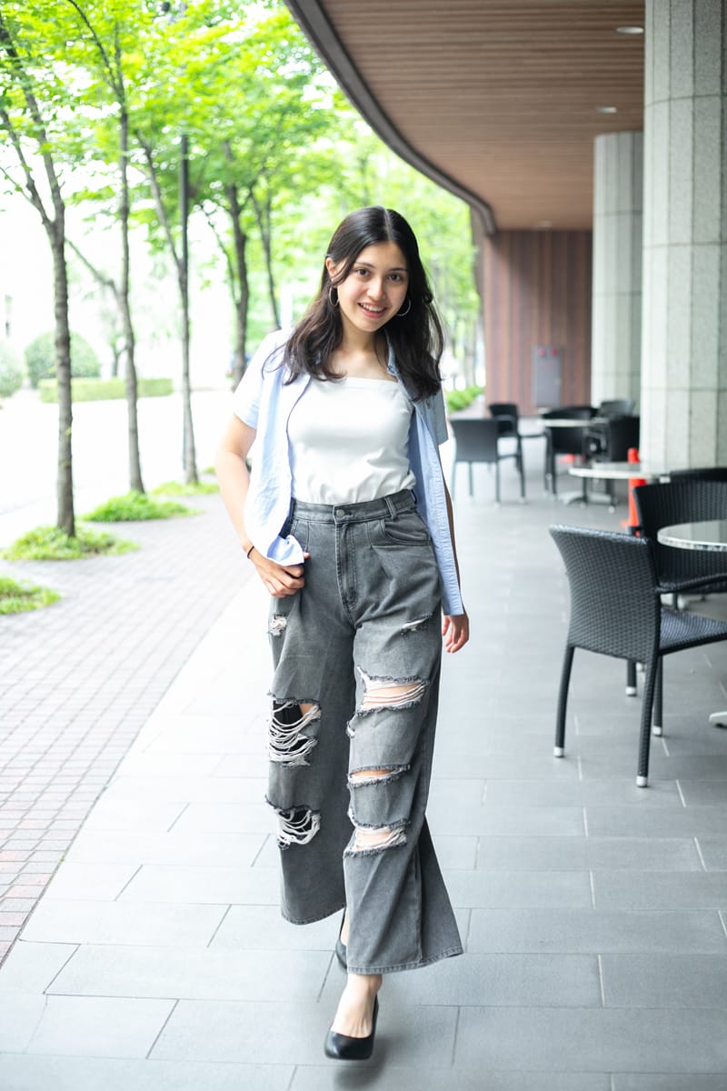 モデル ティナ TINA