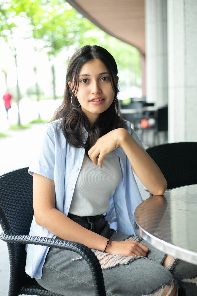 モデル ティナ TINA