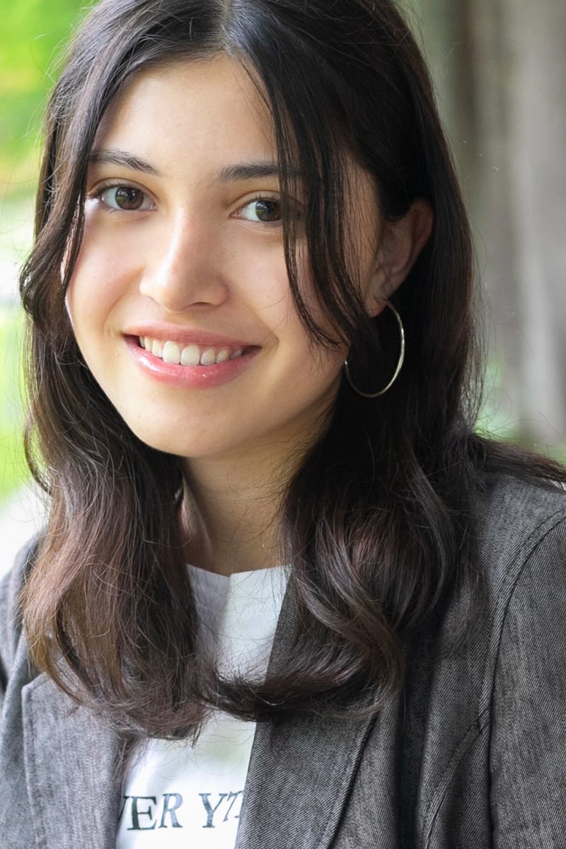 モデル ティナ TINA