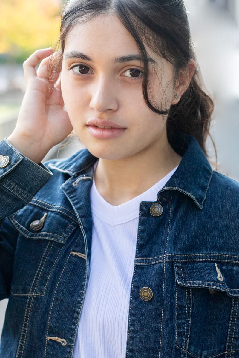 モデル ティナ TINA